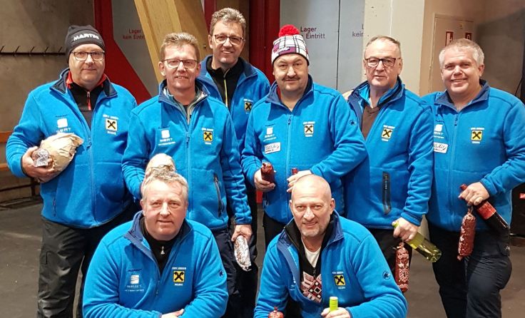 Die beiden Teams des ESV Union Wang. (Foto: ESV Union Wang)