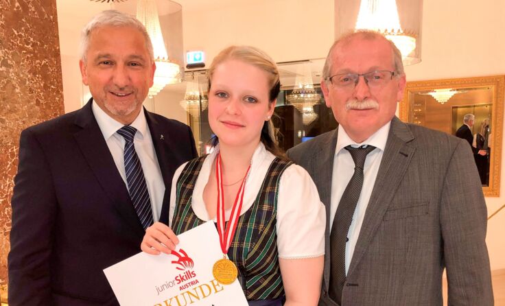 Geschäftsführer Fritz Weber, Julia Bernhart, Serviceleiter Thomas Prinz