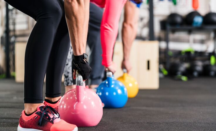 Ein neuer Trendsport zum Ausprobieren: Training mit Kettle Bells; Foto: Kzenon/Shutterstock.com