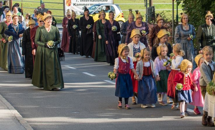 Die Goldhaubenfrauen leisten eine wertvolle Arbeit in der Kirchengemeinde. Foto: Thomas Markowetz