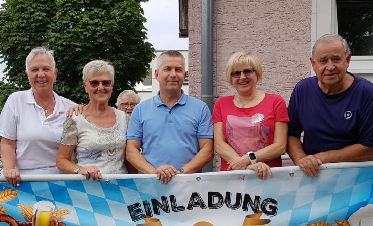 Die Veranstalter freuen sich mit Bürgermeister Scharinger (Mi.) auf das Fest. Foto: privat