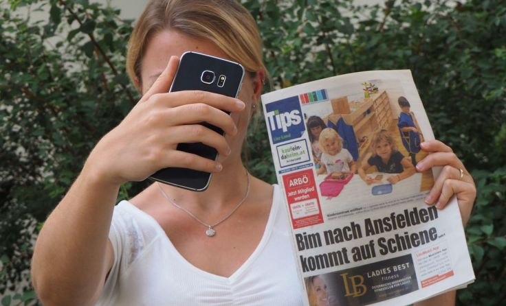 Selfies mit der Tips-Zeitung in Kematen machen und Preise abstauben. Foto: Tips