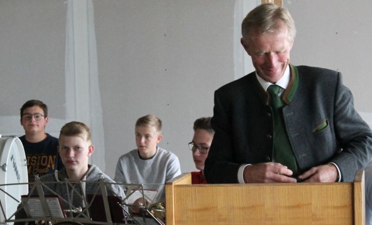 Martin Faschang freut sich über den Fortschritt der Sanierung. Foto: Winkler-Ebner