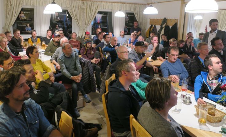 Großer Andrang beim Mountainbike-Infoabend im Gasthaus Schröcker. Foto: Winkler-Ebner
