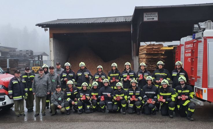 Die FF Steinfelden übte die Technische Hilfeleistung bei Unfällen. Foto: FF Steinfelden
