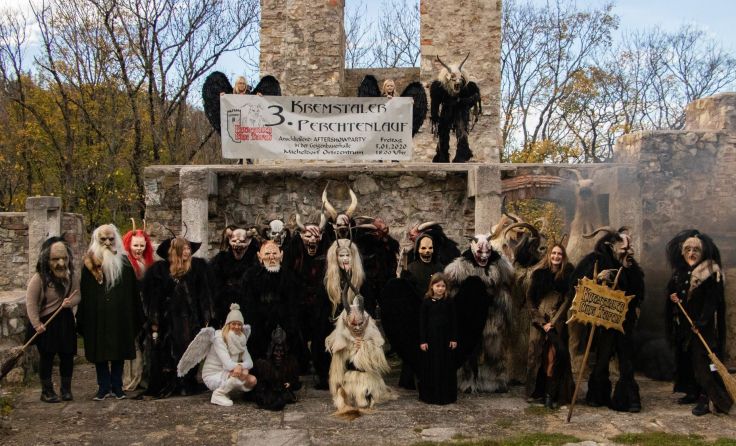 Bereits zum dritten Mal ziehen die Burgteufeln durch Micheldorf. Foto: Burgteufeln