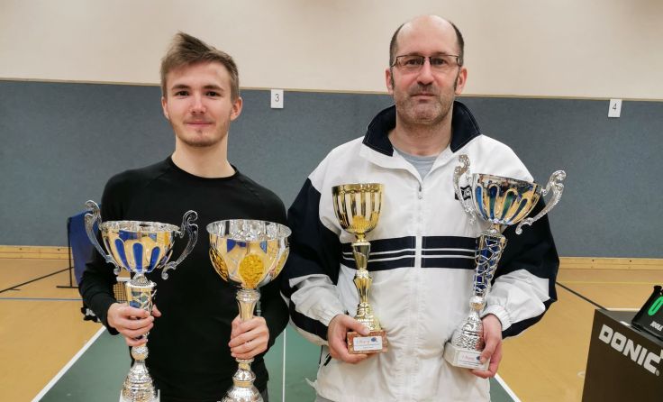 Manuel Breitenbaumer (l.) und sein Trainer Patrick Kefer (r.). Foto: TuS Kremsmünster