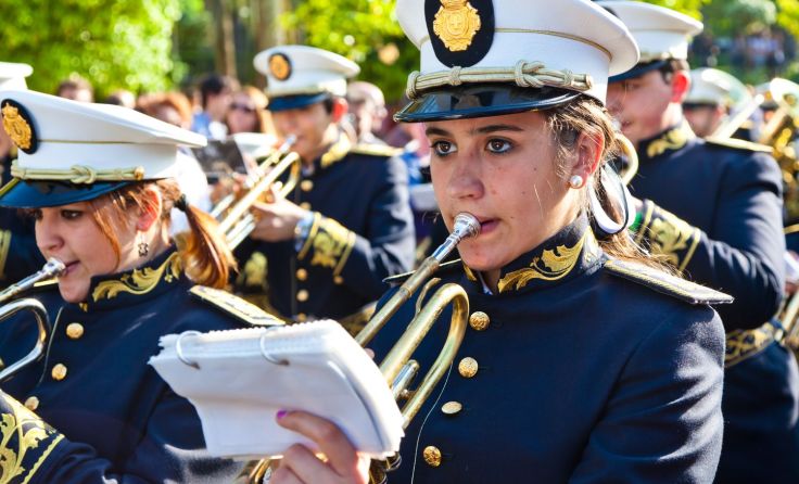 Anfänger können beim Schnuppernachmittag erstmals Musikinstrumente ausprobieren. 
