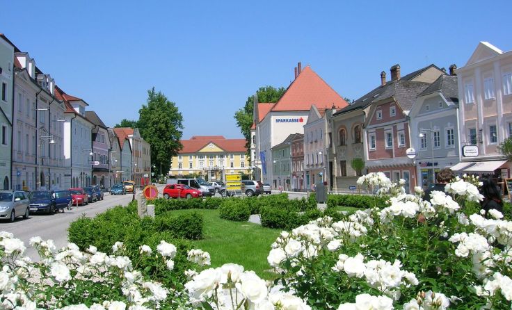 Am Eferdinger Stadtplatz werden neue Lösungen geboren. Foto: Birgit Rauscher