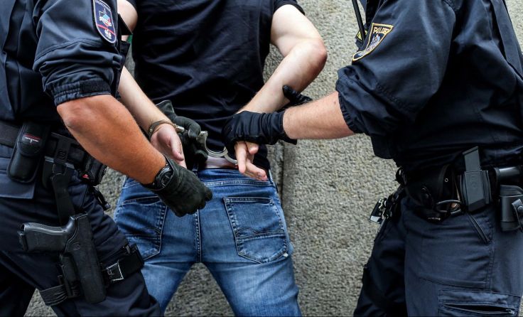 Der 31-jährige Kopf des Rings konnte ausgeforscht und festgenommen werden. Foto: Weihbold
