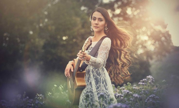 Marina Jay aus Hohenzell (Ried) tritt in der Hoamat auf. Foto: Carina Demmelbauer