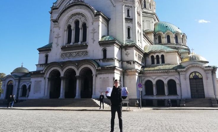 Noah Leidinger mit seinen Auszeichnungen in Sofia Foto: Privat