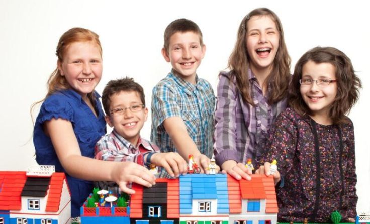 Die evangelische Pfarrgemeinde Eferding sucht Lego-Baumeister. (Foto: Bibellesebund)
