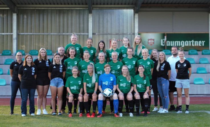 Die Damen der Union Peuerbach waren zufrieden mit ihrer Fußballsaison. (Foto: Union Peuerbach)