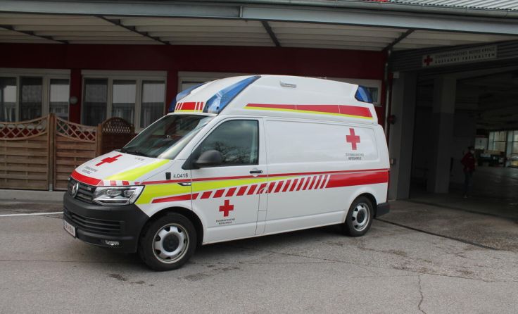 Der Mann wurde ins Krankenhaus Wels eingeliefert. (Foto: LHackl)