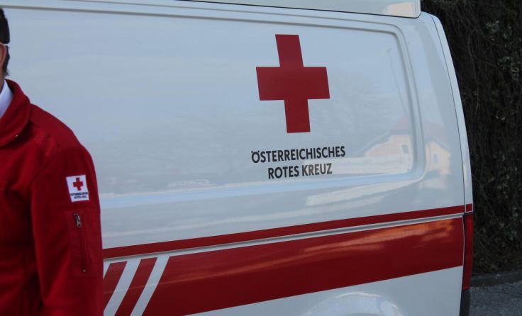 Die Fußgängerin wurde ins Klinikum Wels eingeliefert. (Foto: LHackl)