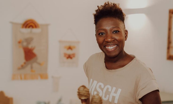 Charity Gudeou in ihrem Geschäft in Kematen. (Foto: Antje Wolm)