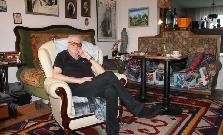 Erwin Friedl liest aus die Unverlorene (Foto: LHackl)