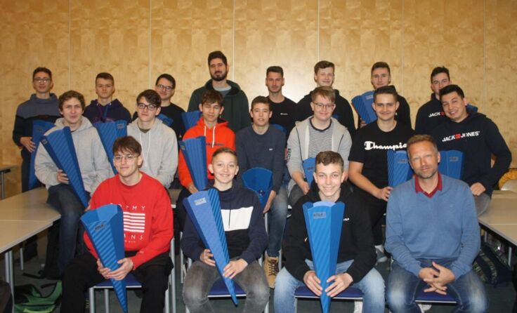 Die Schüler der ersten Klasse KTLA. (Foto: KTLA)