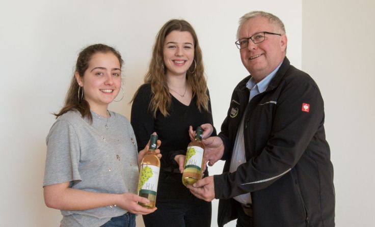 Die HLW Kirchdorf hat ihren eigenen Wein hergestellt. (Foto: Jack Haijes)