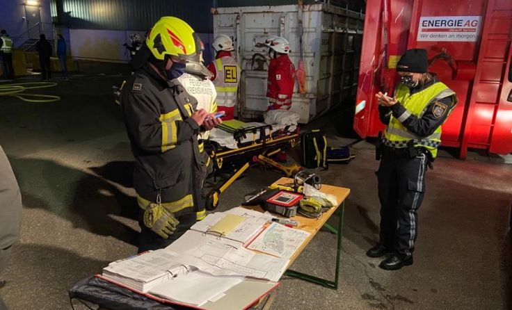 In einem Betrieb in Kremsmünster kam es zu einem Brand. (Foto: FF Kremsmünster)