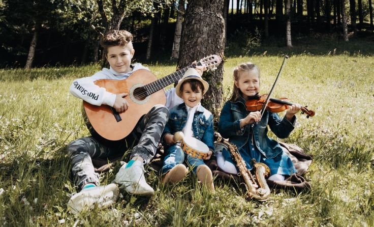 Alexander, Maximilian und Louisa spielen auch in Corona-Zeiten. (Foto: Doris Haas)