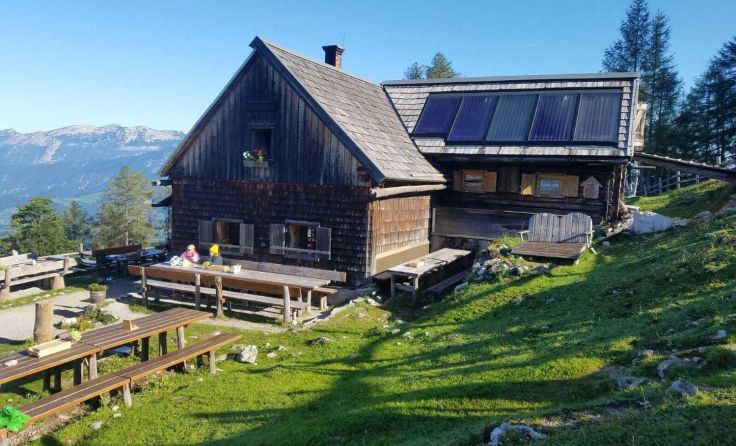 Die Gowilalm in Spital am Pyhrn bietet ein herrliches Panorama. (Foto: Kepplinger)