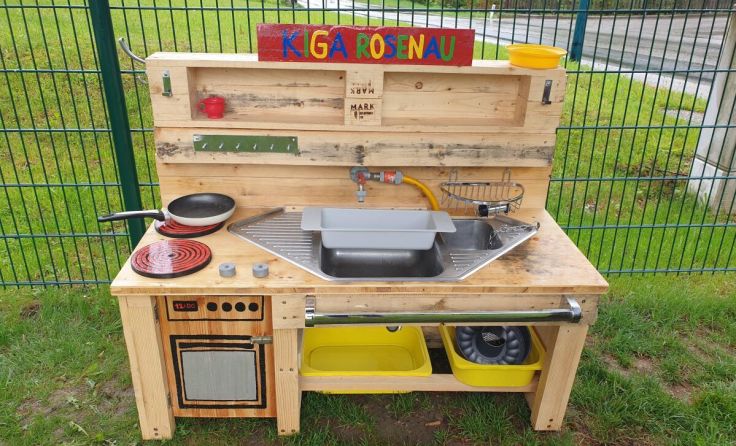Die Matschküche des Gemeindekindergartens (Foto: Gemeindekindergarten Rosenau)