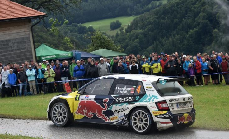 Raimund Baumschlager und Co-Pilot Jürgen Heigl im Skoda Kreisel RE-X1 (Foto: Harald Illmer)