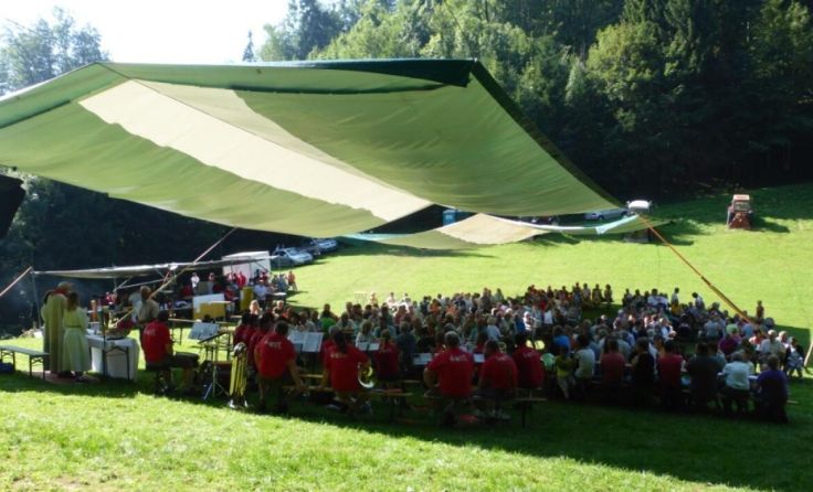 Die FF Pernzell lädt zur Bergmesse am Landsberg ein. (Foto: FF Pernzell)