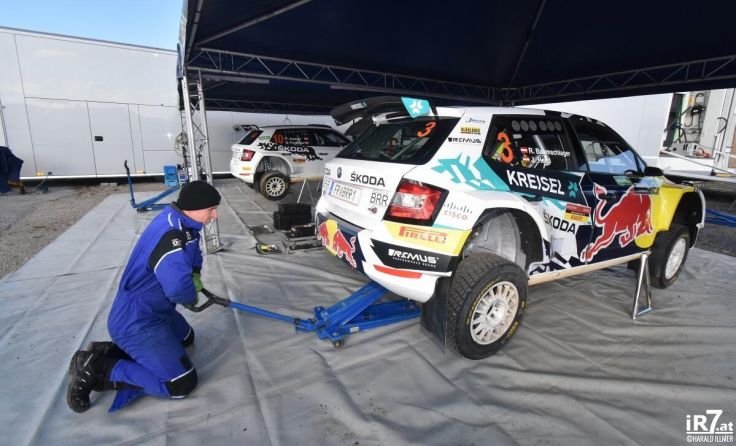 Ein technischer Defekt stoppte den Škoda Kreisel RE-X1 (Foto: Harald Illmer)