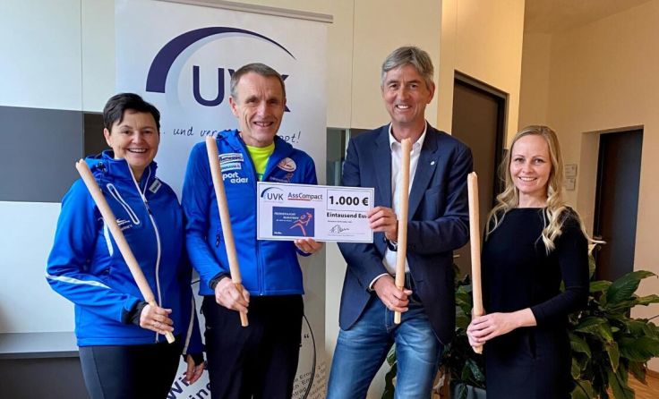Renate und Manfred Rettenegger mit Franz Waghubinger und Tina Huemer (Foto: UVK Carmen Pühringer)