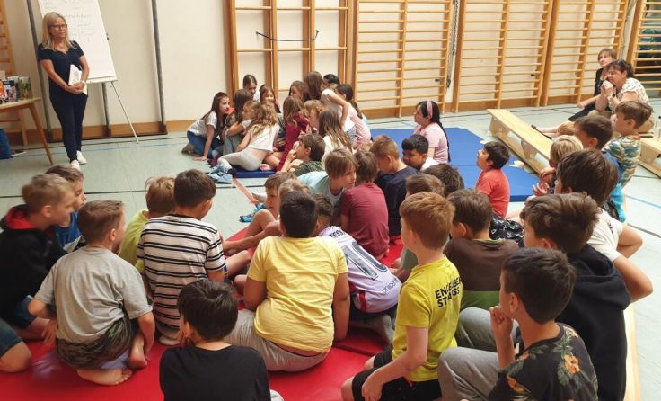 Lesung mit Autorin Susanne Knauss (Foto: VS 1 und 2)