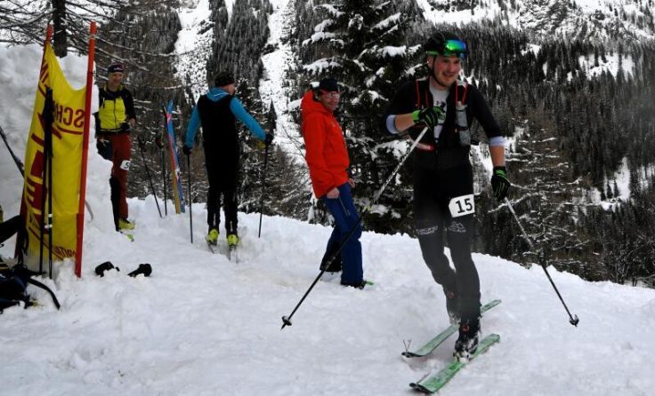 Lokalmatador Jakob Fischill beim Aufstieg (Foto: Markus Schoiswohl)