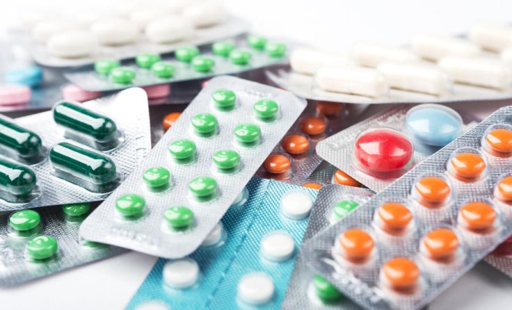 Ab 25 Grad kommen auch die Medikamente ins Schwitzen. (Foto: DenisIsmagilov/stock.adobe.com)