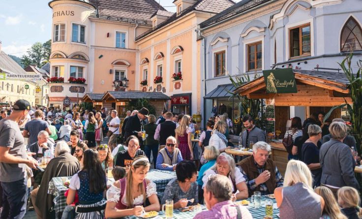 Der Mostbauern-Sonntag mit Erntedankfest im Zentrum von Windischgarsten (Foto: Simon Reisinger)