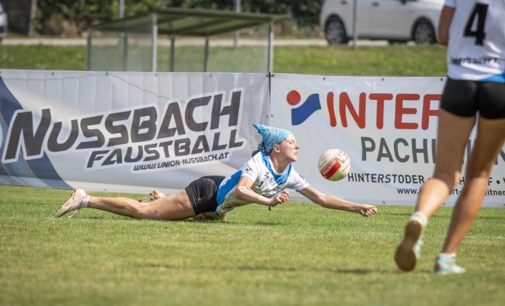 Iris Mayr in der Abwehr (Foto: Ines Weber)