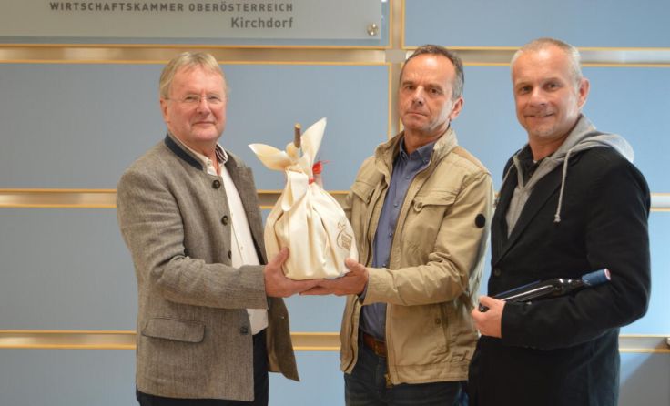 von links: Wilhelm Krennmayr, Adolf Perner und Roland Hatzenbichler (Foto: WKO Kirchdorf)