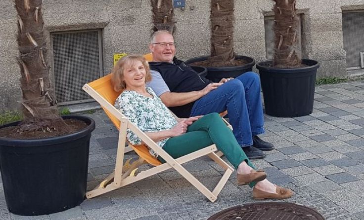 Liegestühle bringen Urlaubsflair Foto: STS Braunau Simbach
