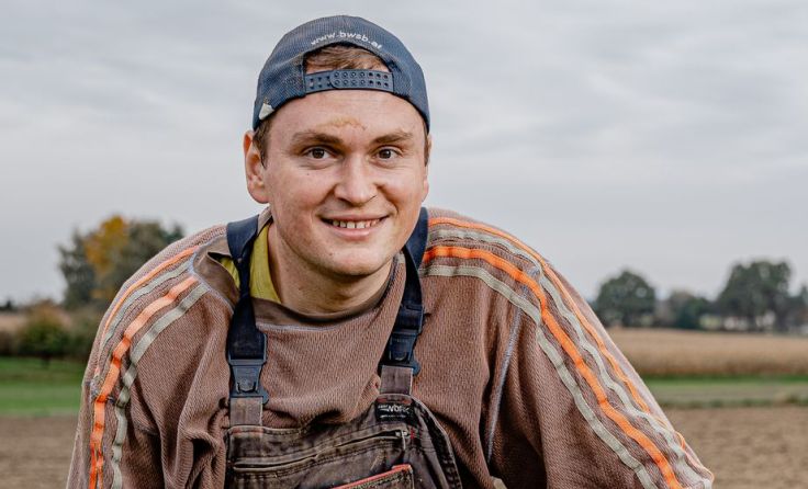 Augustin Koch aus Hochburg-Ach baut Süßkartoffeln an. Foto: Johann Zehner