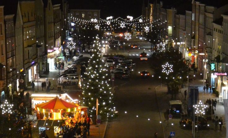 Eine festliche Weihnachtsbeleuchtung in Braunau ist auch heuer wieder geplant. Foto: Stadt Braunau