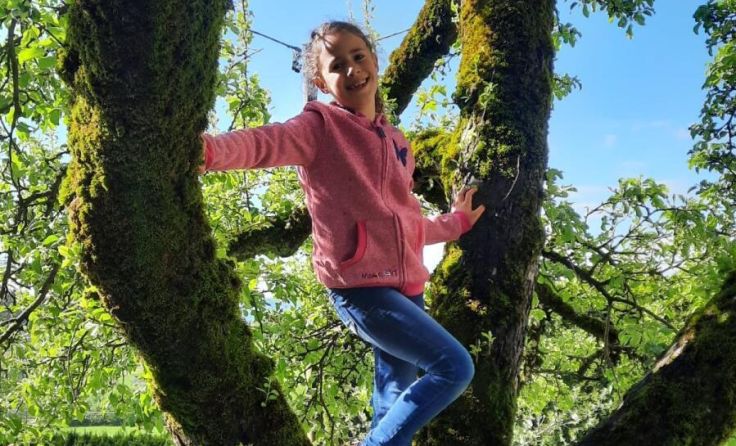 Jana setzt sich in Lengau für den Schutz des Klimas ein. (Foto: Privat)