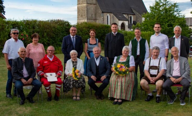 Engagierte Bürger der Gemeinde St. Peter wurden ausgezeichnet. (Foto: Gemeinde St. Peter)