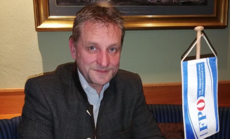 FPÖ-Bezirksobmann David Schießl will die hohen Energiekosten senken. (Foto: Tips)