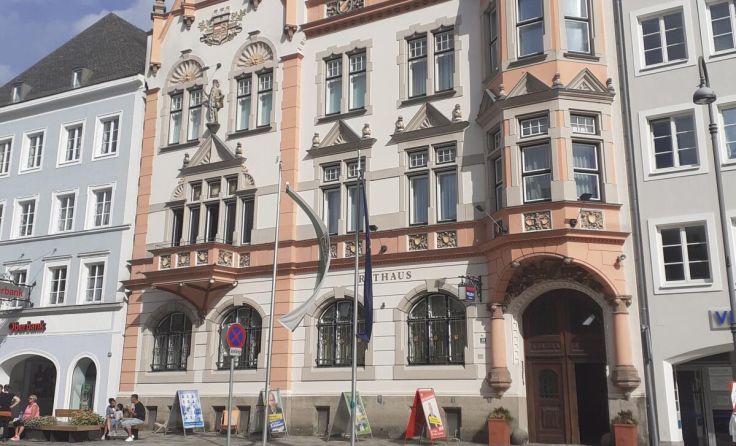 Der Gemeinderat von Braunau beschloss mehrere Resolutionen. (Foto: Tips)