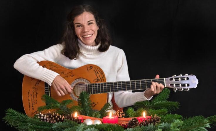 Claudia Engelberger will ihre Liebe für Weihnachten teilen. (Foto: Regina Winkler)