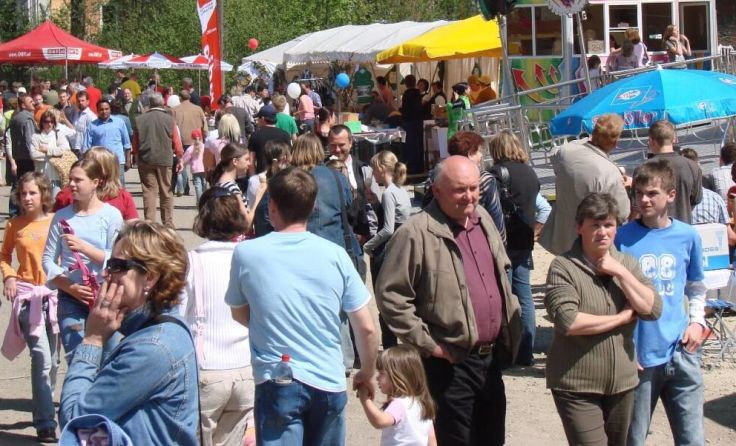 Kirtagstreiben am Georgimarkt in Wildenau (Foto: Privat)