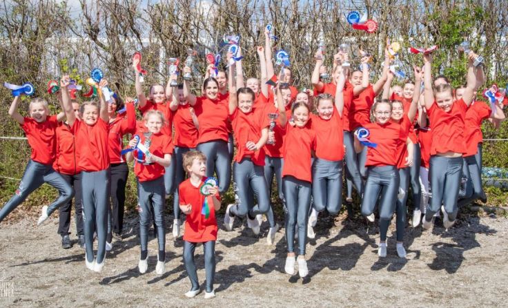 Beim OÖ Cup waren die Braunauer Voltigierer erfolgreich. (Foto: Veronika Rointer Photography)