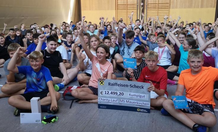 Schüler aus Mauerkirchen liefen für einen guten Zweck. (Foto: Mittelschule Mauerkirchen)