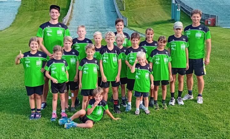 Höhnharts junge Skisprung-Talente beweisen beim Austria Cup ihr Können. (Foto: ASVÖ SC Höhnhart)